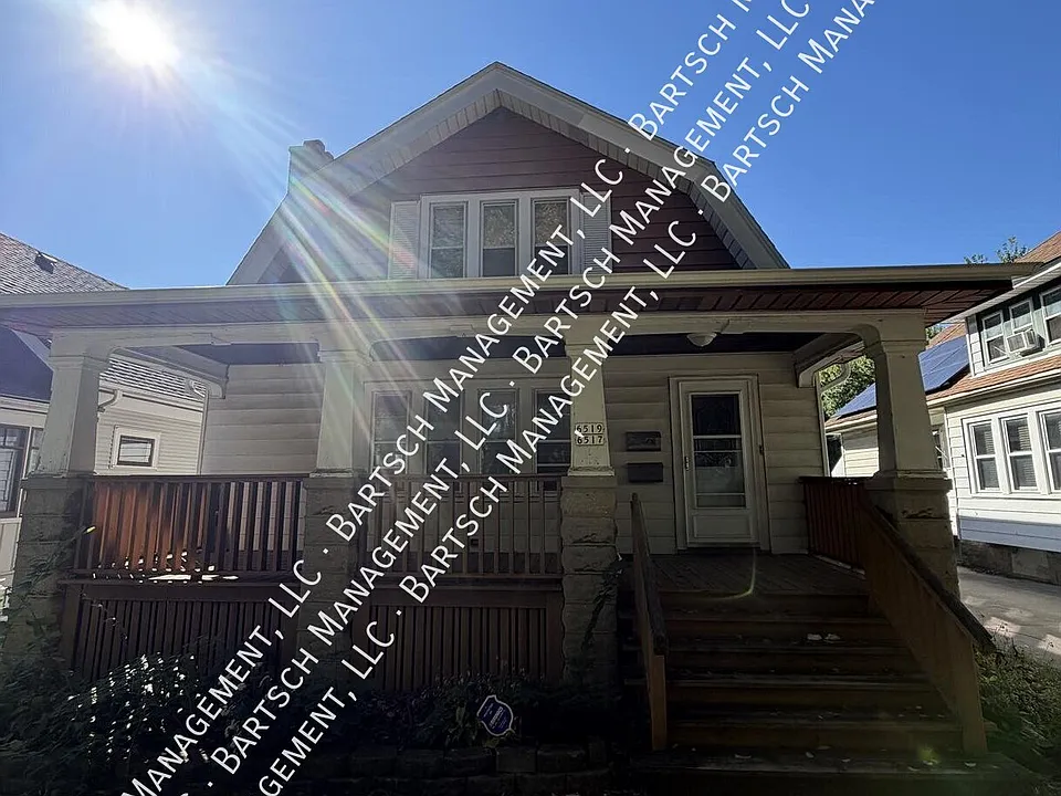 6519 Milwaukee Ave