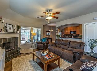 28635 Lockeridge Springs Dr, Spring, TX 77386