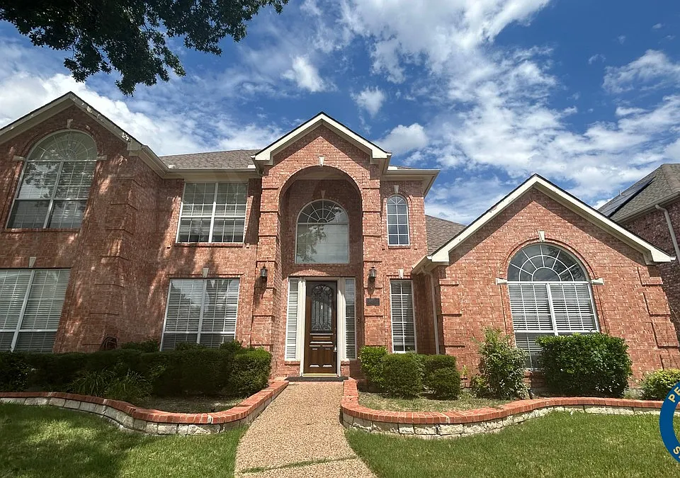 3112 Chippenham Dr