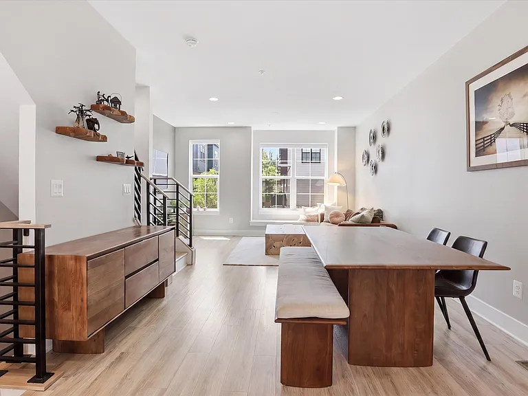 7356 Blade Dr — Photo 14