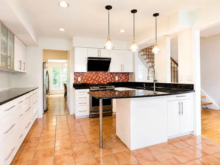 12117 Gatewater Dr — Photo 4
