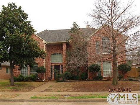 1st image of 2816 Bowie Dr