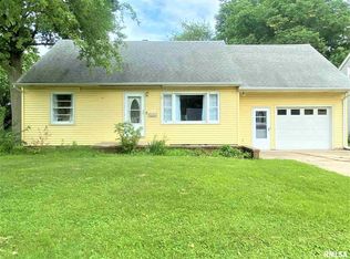 405 Jackson St, Washington, IL 61571