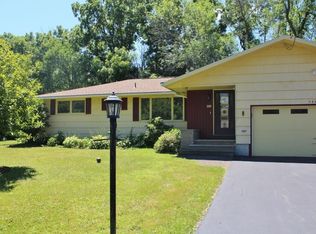 5649 Stevens Dr S, Cicero, NY 13039