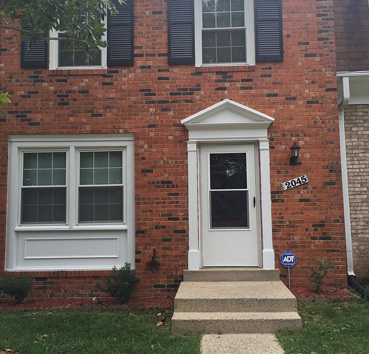 1st image of 2045 Pilgrim Dr