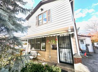 66-35 Jay Ave #1, Maspeth, NY 11378