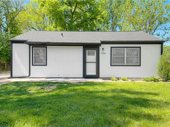 2206 S 34th St, Kansas City, KS 66106