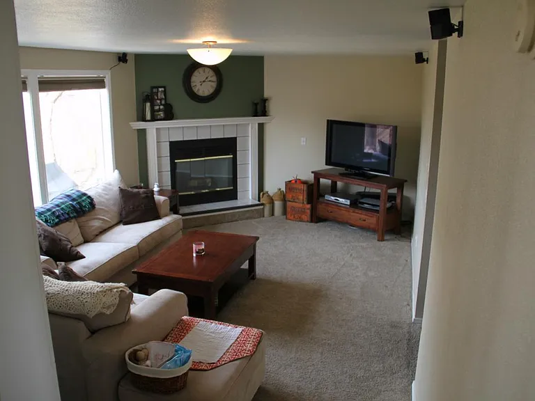 2590 E Bergeson St — Photo 10