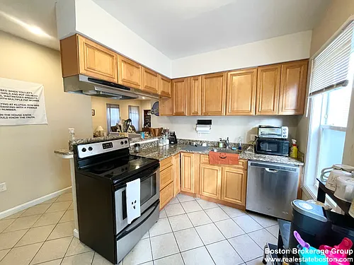25 Sudan St #2 Photo 1