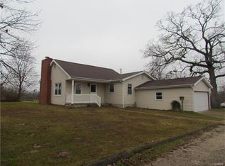 1546 Essman Dunn Rd, Bourbon, MO 65441