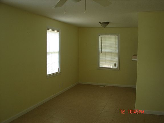 2nd image of 2914 Wynn St