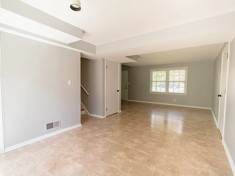 9300 Outlook Dr — Photo 9