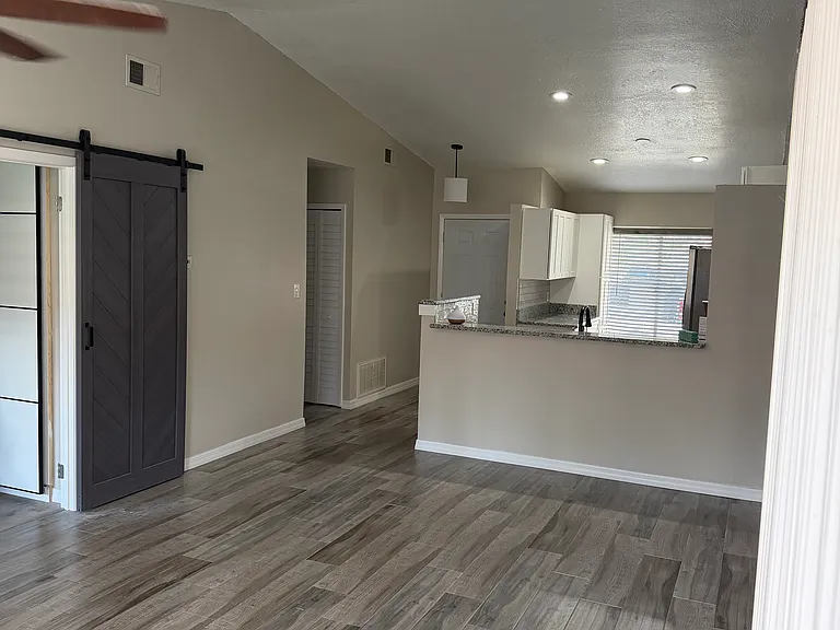 Living/ dining room