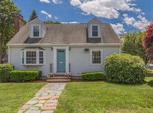 12 Hanson St, Wakefield, MA 01880