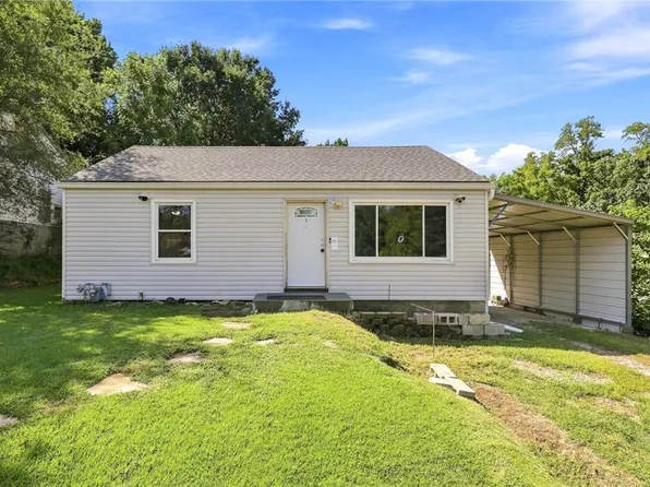 5127 Oakland Ave, Kansas City, KS 66102