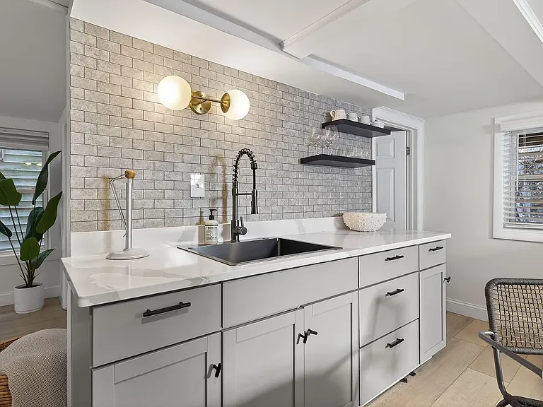 141 Washington Ave #1 — Photo 6
