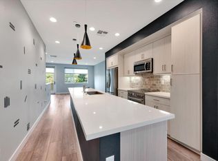 109 Uptown Cir, Oakland, CA 94607