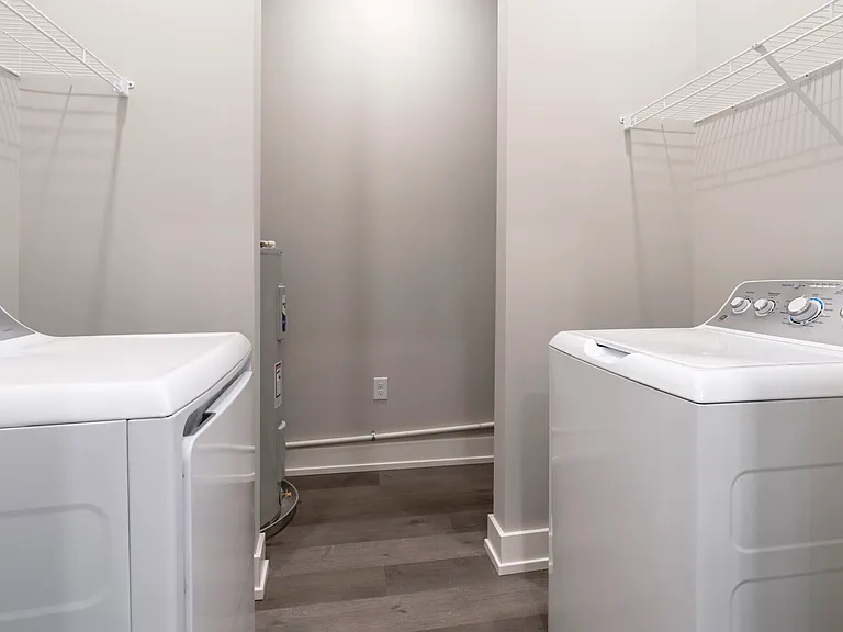 Newton Place Apartments — Photo 15