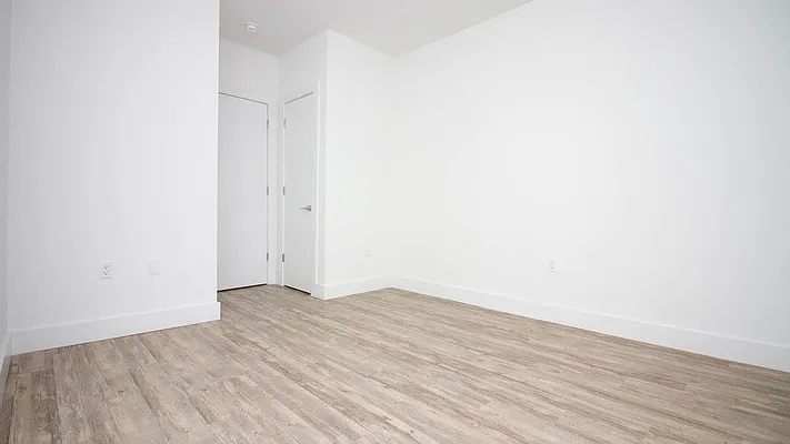 Rented by Nooklyn NYC LLC | media 2