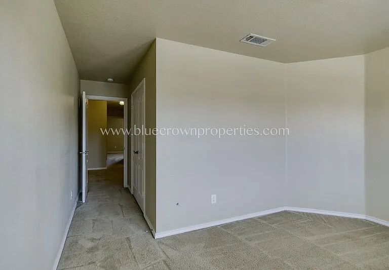 706 Parkplace Rdg — Photo 24