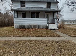 206 1st Ave, Madison, MN 56256