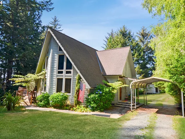 95773 Martin Ranch Rd, Brookings, OR 97415