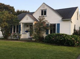 369 Falstaff Rd, Rochester, NY 14609