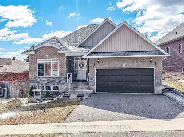 3155 Monarch Dr, Orillia, ON L3V 7X1