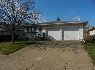 803 36th St SE, Cedar Rapids, IA 52403