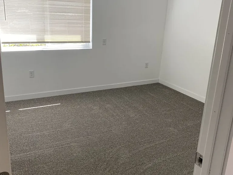1804 E Liberty Ave — Photo 3
