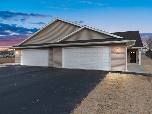 540 River Dr, Berlin, WI 54923