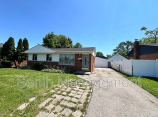 15855 W Thirteen Mile Rd, Southfield, MI 48076