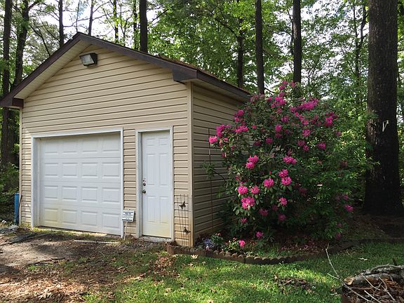 3rd image of 616 Norcova Dr