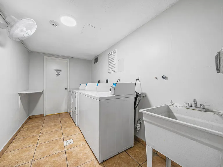 17570 Atlantic Blvd #306 — Photo 14