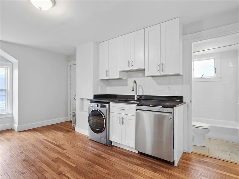 22 Orchard St #3 — Photo 5