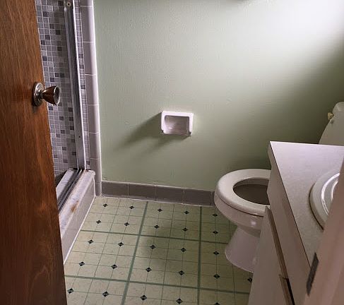 2nd image of 793 Park Manor Dr