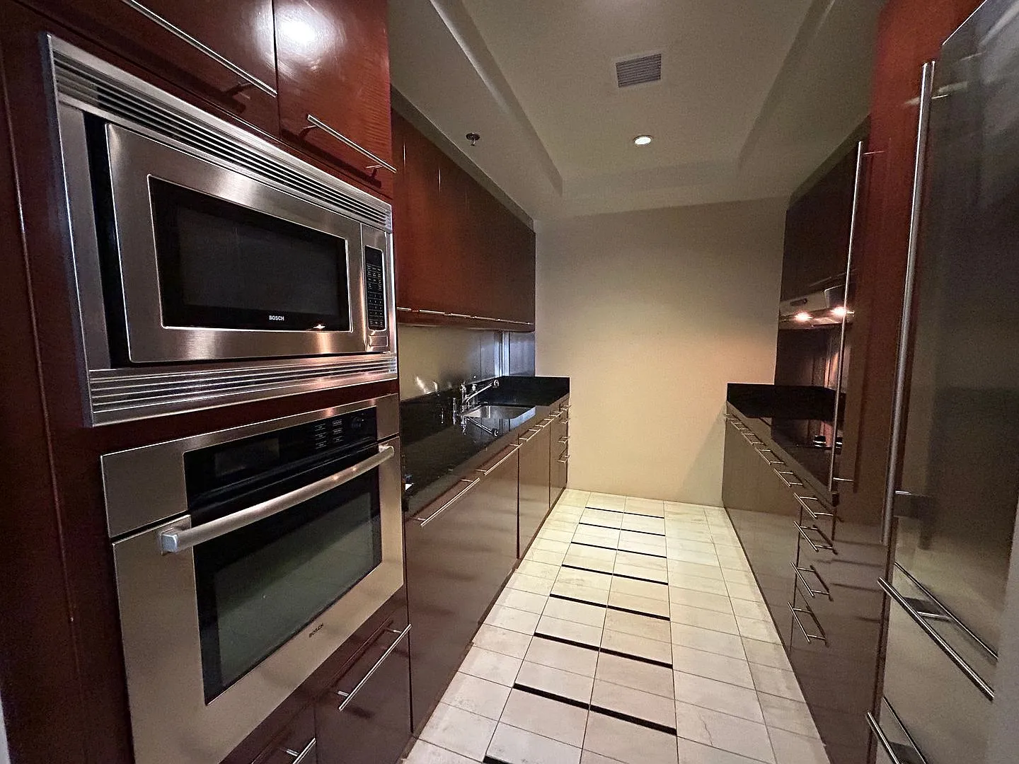 2-Bed 2-Bath Las Vegas Strip High-rise Condo! — Photo 4