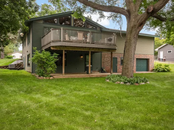 3325 Niagara Ln N, Plymouth, MN 55447