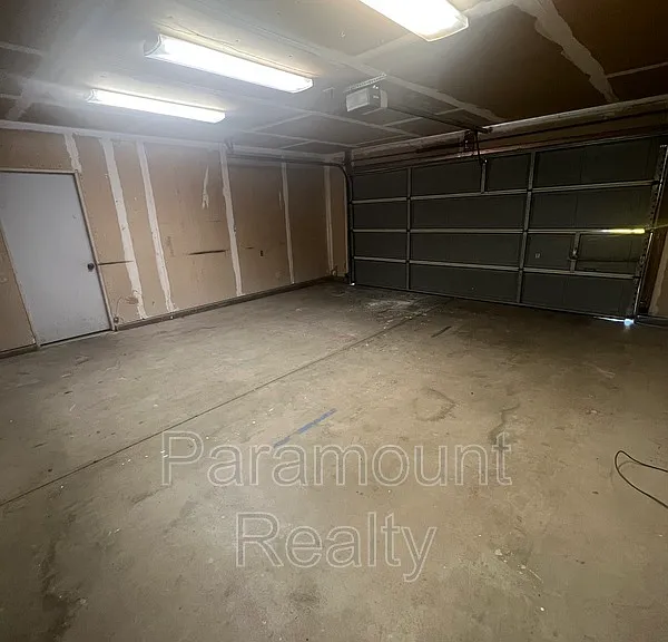 1230 Mohr Cir — Photo 26