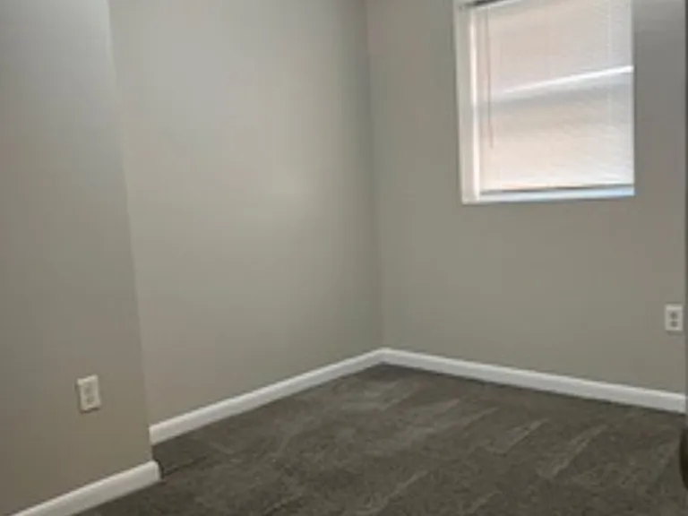 1328 McCulloh St — Photo 16