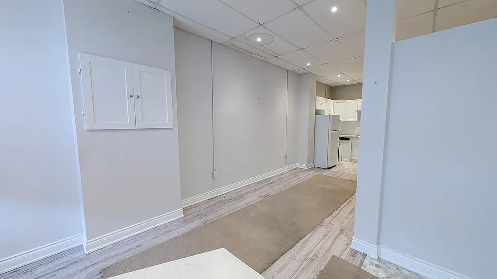 595 King Street - 4 — Photo 3