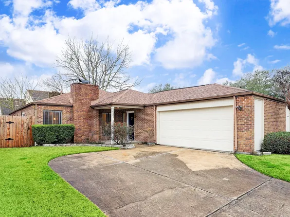 14223 Woodnook Dr, Houston, TX 77077