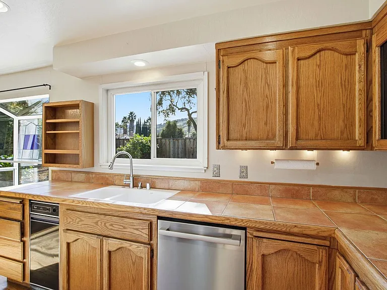 6137 Banner Dr — Photo 25