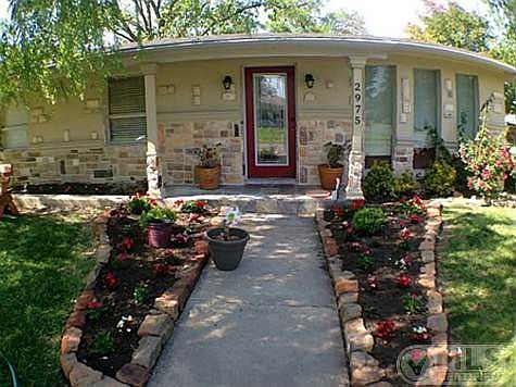 1st image of 2975 Satsuma Dr