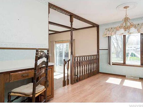 5th image of 3015 Walbridge Dr