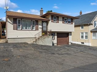 24 Alton St, Waterbury, CT 06705