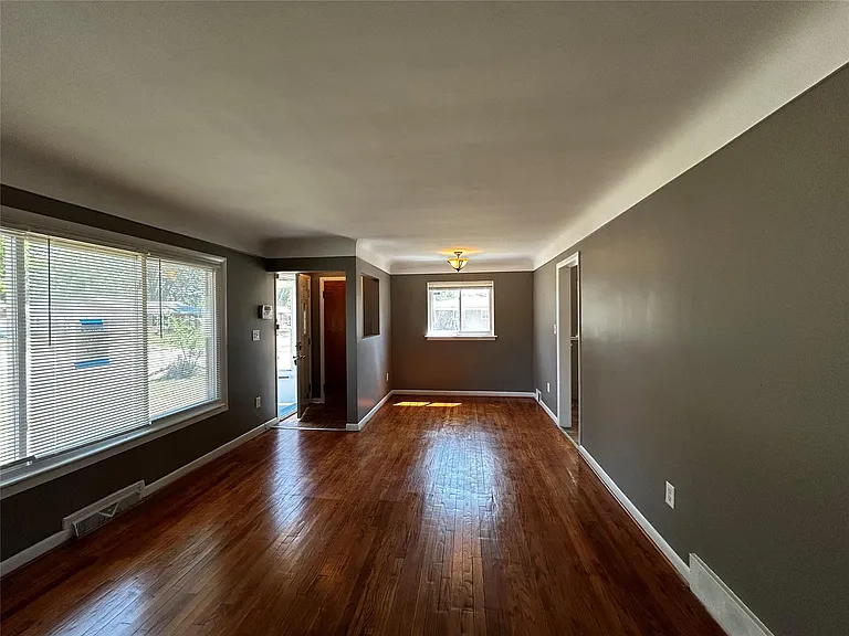 21307 Le Fever Ave — Photo 6