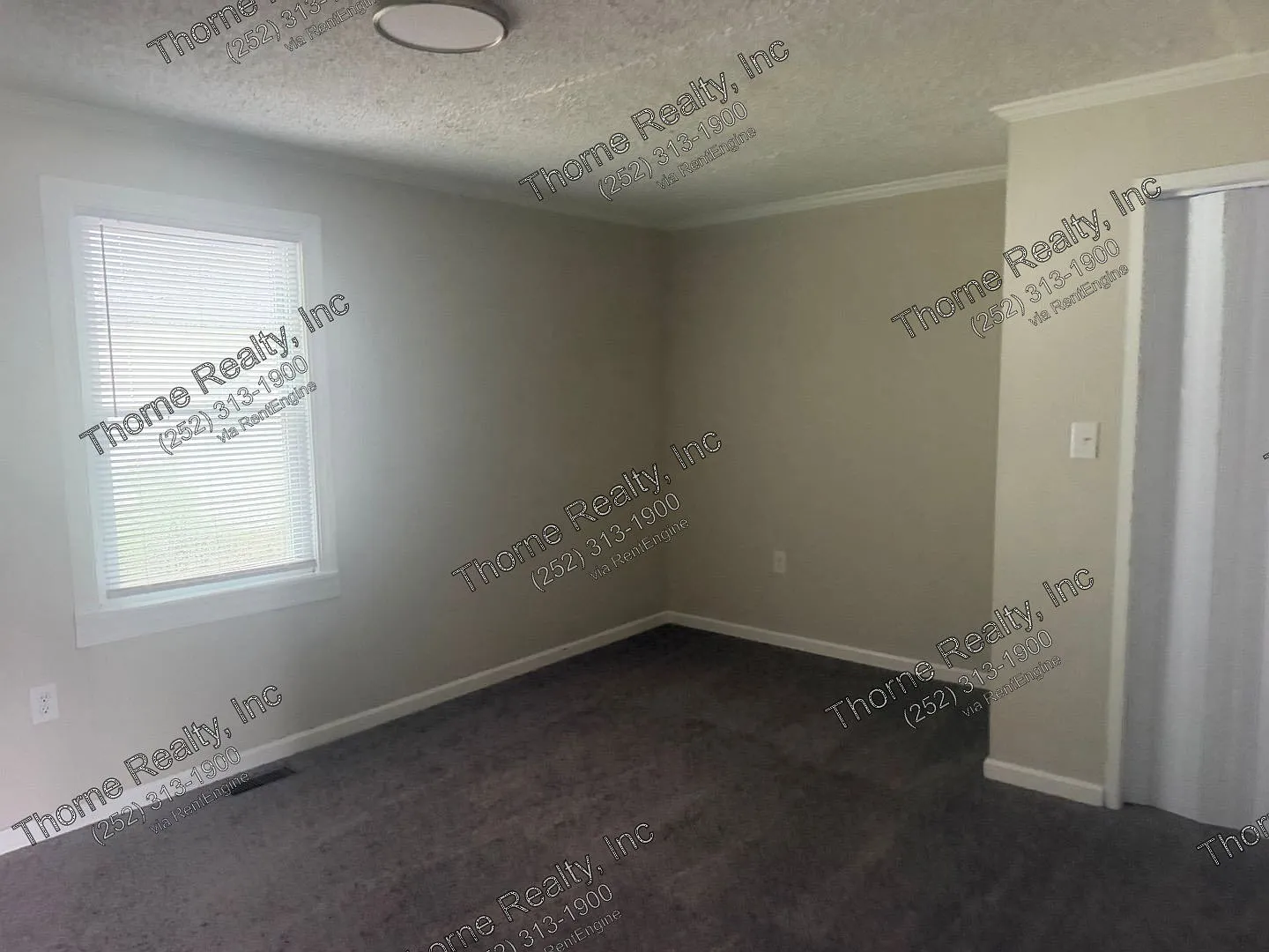 3 bed, 2.0 bath, 1440 sqft, $1,050 — Photo 4