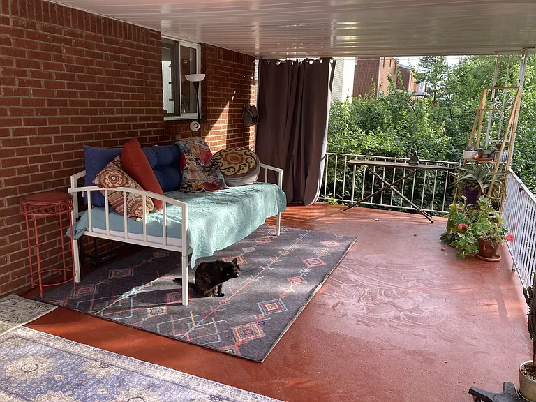 Bryant Dr — Photo 18