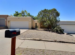 2337 Calle Luminoso, Santa Fe, NM 87505